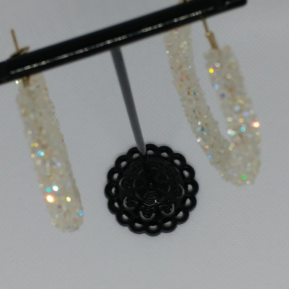 Earrings - Picture 2 of 4